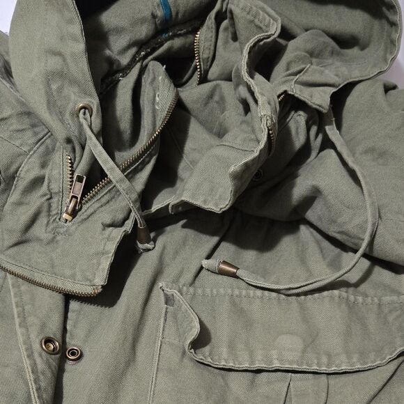 Willow and Clay Olive Green Military Style Utility Cargo Jacket with Hood - Picture 7 of 12